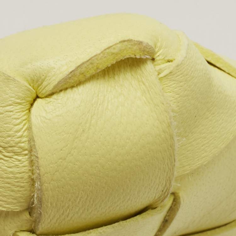 Pre Owned Bottega Veneta Neon Intrecciato Leather Zip Pouch