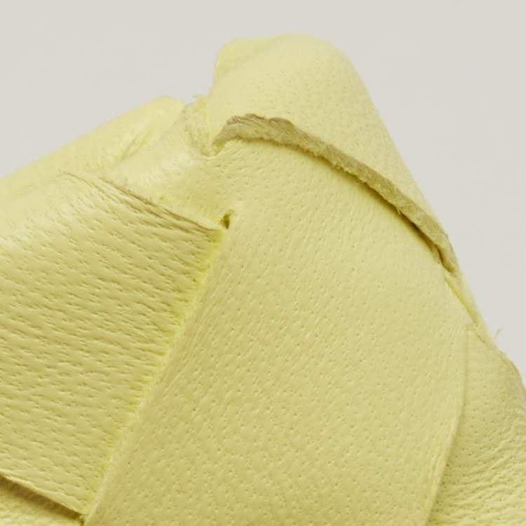 Pre Owned Bottega Veneta Neon Intrecciato Leather Zip Pouch