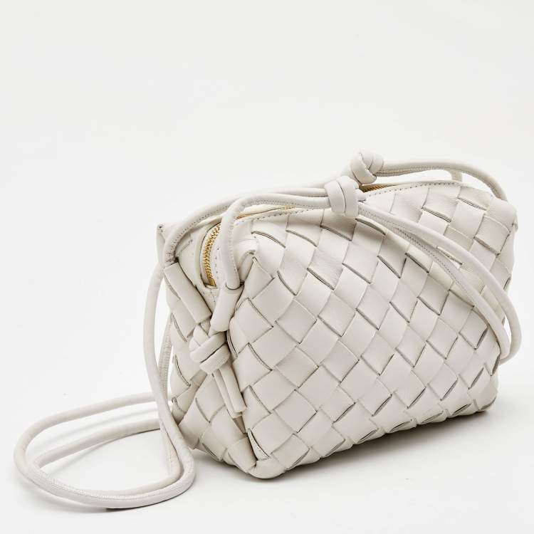 Pre Owned Bottega Veneta White Intrecciato Leather Mini Loop Camera Crossbody Bag