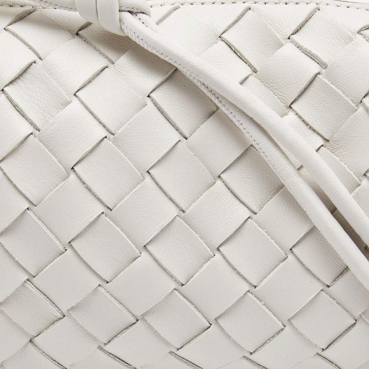Pre Owned Bottega Veneta White Intrecciato Leather Mini Loop Camera Crossbody Bag