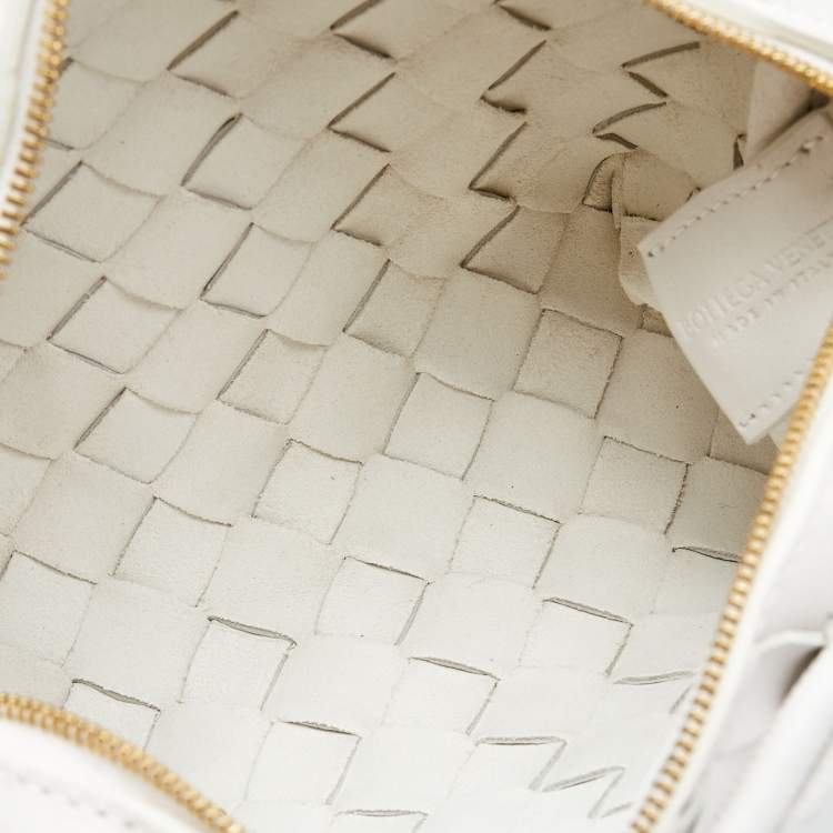 Pre Owned Bottega Veneta White Intrecciato Leather Mini Loop Camera Crossbody Bag
