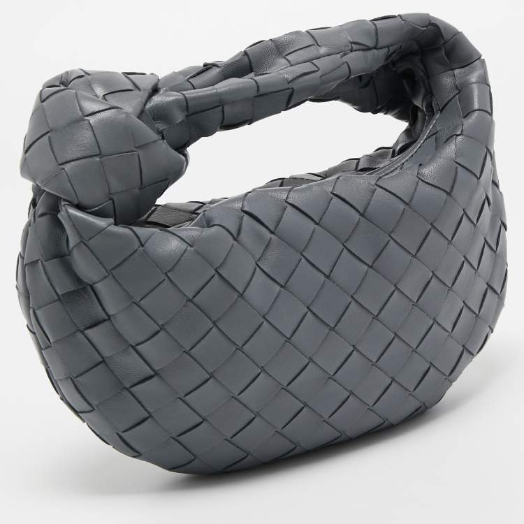 Pre Owned Bottega Veneta Grey Intrecciato Leather Mini Jodie Hobo