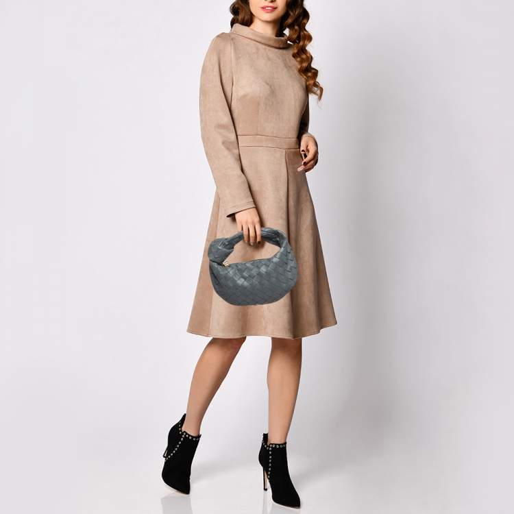 Pre Owned Bottega Veneta Grey Intrecciato Leather Mini Jodie Hobo