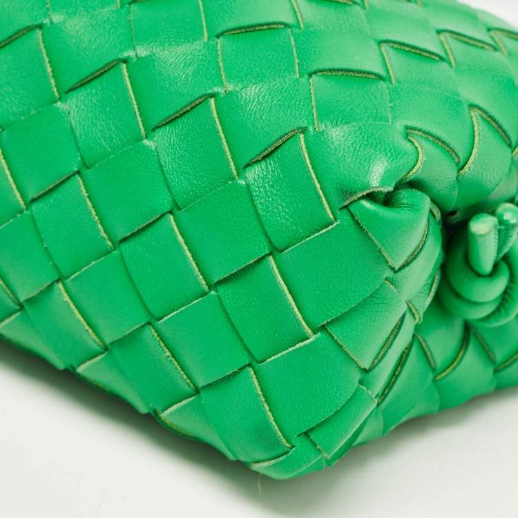 Pre Owned Bottega Veneta Green Intrecciato Leather Mini Loop Camera Crossbody Bag
