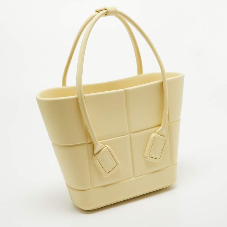 Pre Owned Bottega Veneta Cream Rubber Mini Arco Tote
