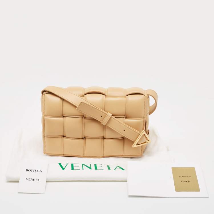 Pre Owned Bottega Veneta Beige Padded Leather Cassette Shoulder Bag