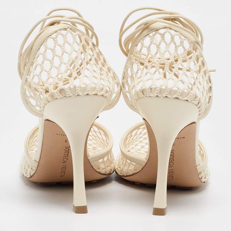 Pre Owned Bottega Veneta Cream Mesh and Leather Stretch Pumps Size 41