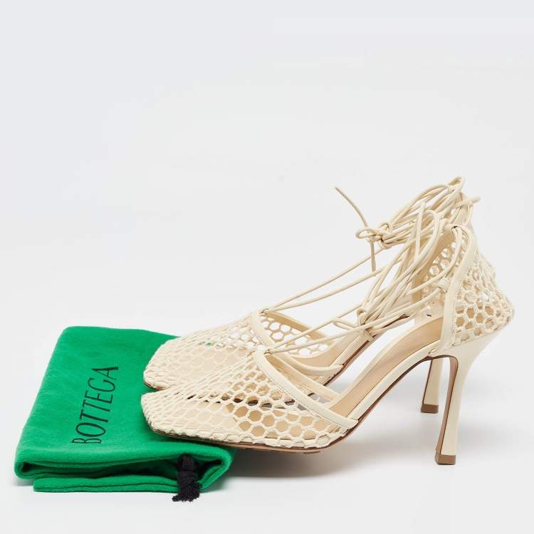 Pre Owned Bottega Veneta Cream Mesh and Leather Stretch Pumps Size 41