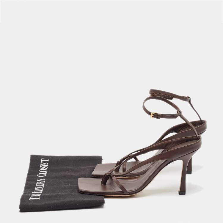 مملوكة مسبقًا Bottega Veneta Brown Leather Stretch Ankle Strap Sandals Size 37.5