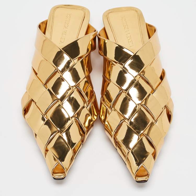 Pre Owned Bottega Veneta Gold Intrecciato Leather Alfie Flat Mules Size 38