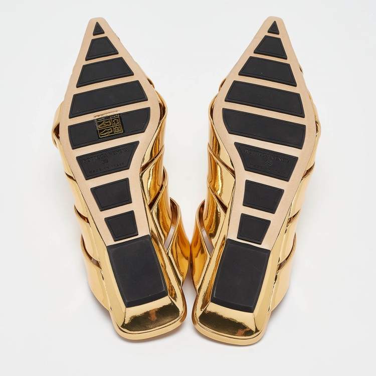 Pre Owned Bottega Veneta Gold Intrecciato Leather Alfie Flat Mules Size 38