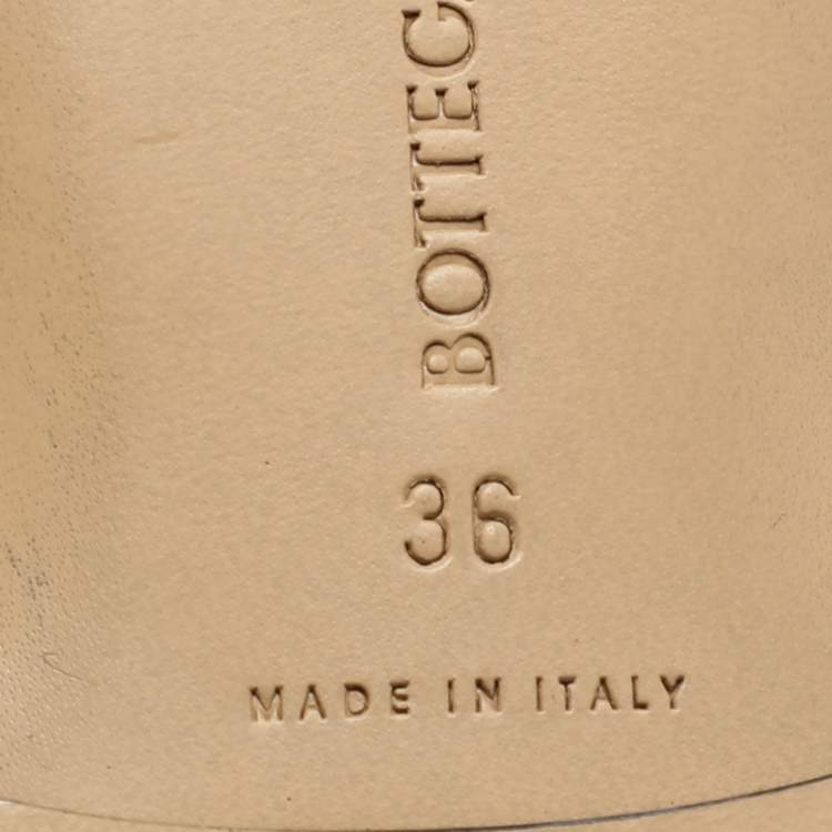 Pre Owned Bottega Veneta Cream Leather Lido Flat Slides Size 36