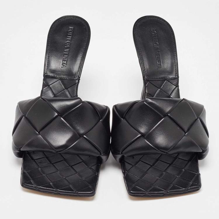 Pre Owned Bottega Veneta Black Woven Leather Lido Slide Sandals Size 37.5