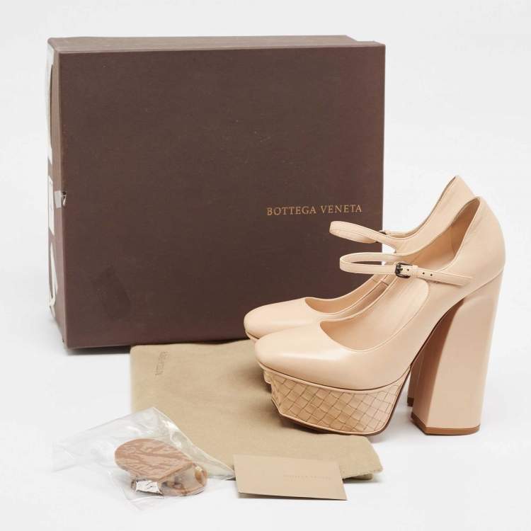 Pre Owned Bottega Veneta Beige Leather Mary Jane Pumps Size 38