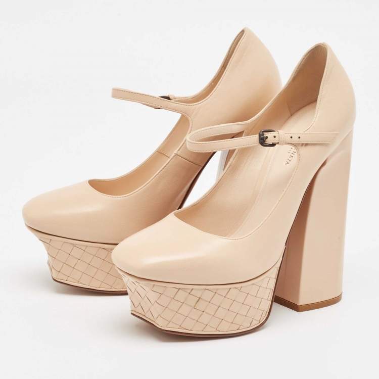 Pre Owned Bottega Veneta Beige Leather Mary Jane Pumps Size 38