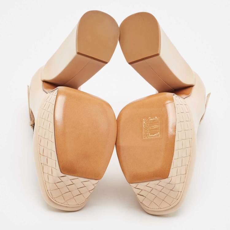 Pre Owned Bottega Veneta Beige Leather Mary Jane Pumps Size 38