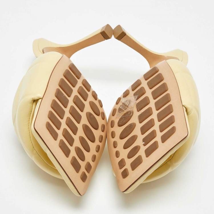 Pre Owned Bottega Veneta Yellow Quilted Leather Lido Slide Sandals Size 36