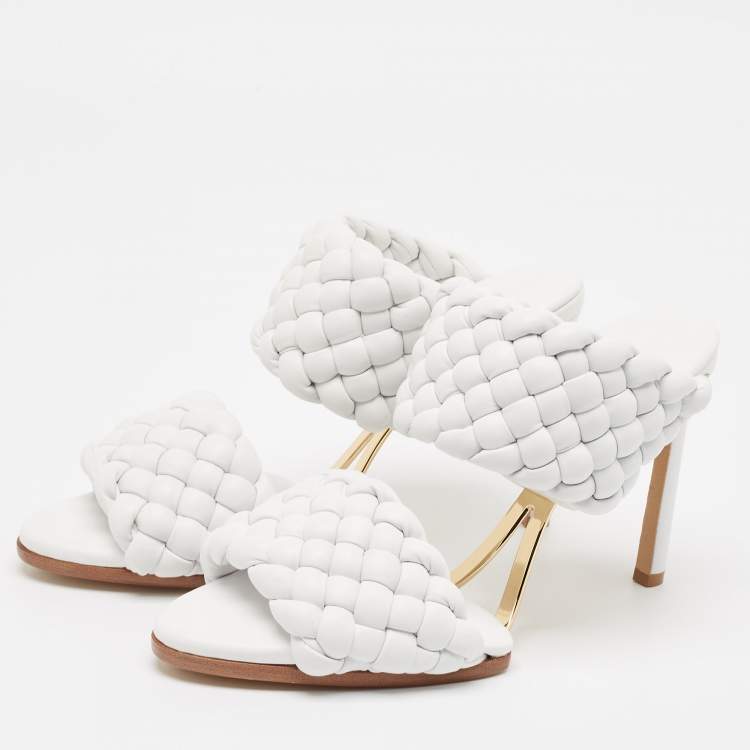 Pre Owned Bottega Veneta White Leather Intrecciato Slide Sandals Size 38.5