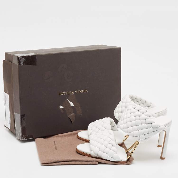 Pre Owned Bottega Veneta White Leather Intrecciato Slide Sandals Size 38.5