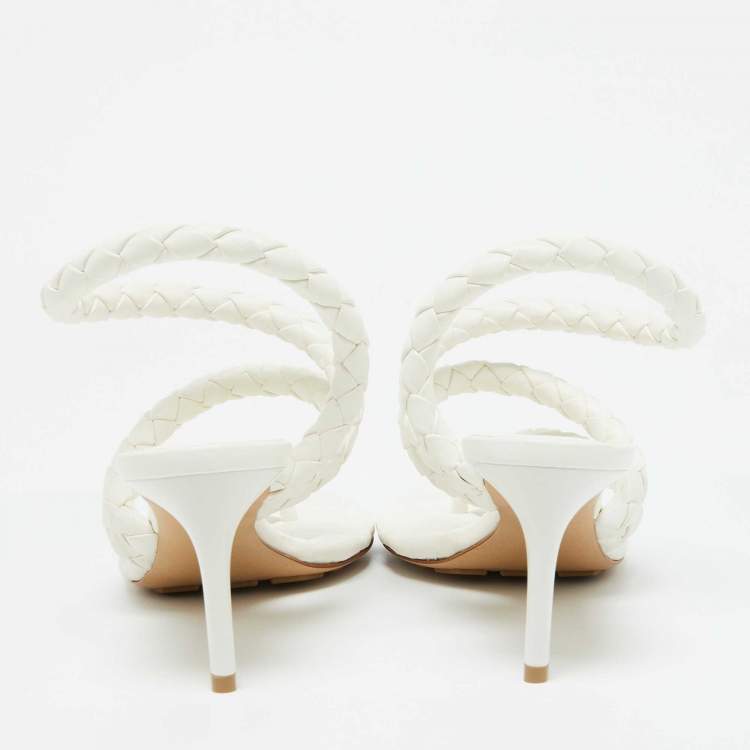 Pre Owned Bottega Veneta White Leather Leaf Sandals Size 40