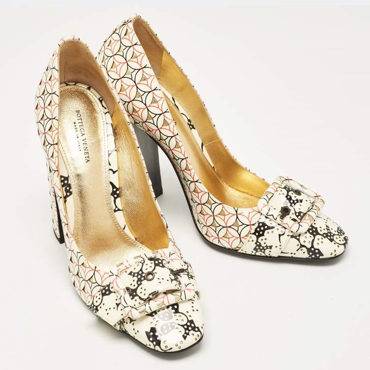 Pre Owned Bottega Veneta Multicolor Patent Leather Block Heel Buckle Detail Pumps Size 38