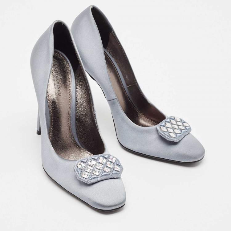 Pre Owned Bottega Veneta Grey Satin Embellished Pumps Size 38