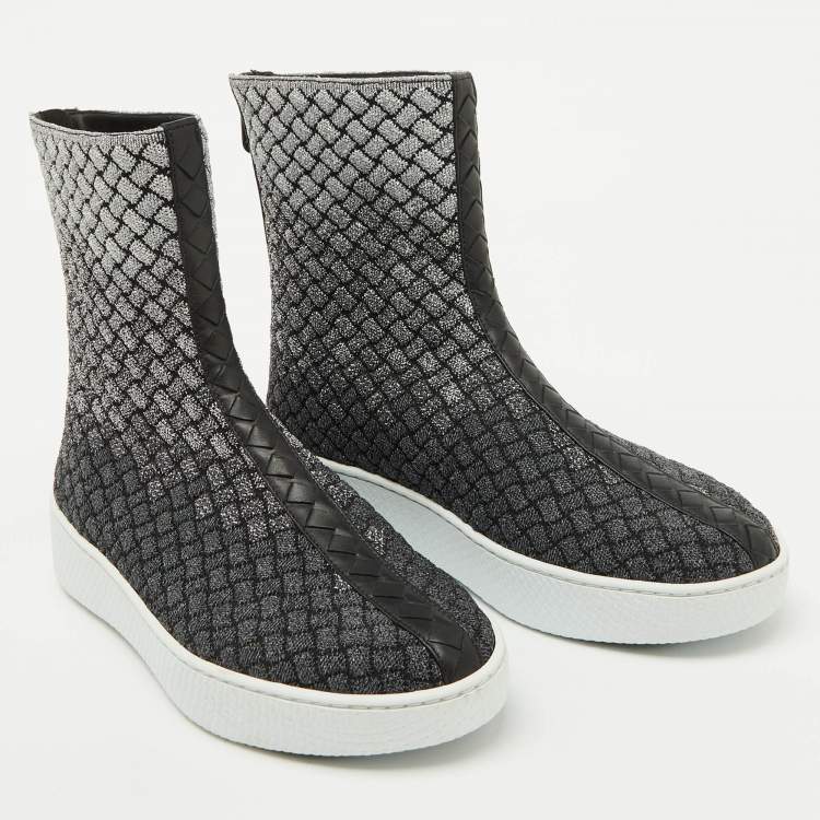 Pre Owned Bottega Veneta Black/Silver Intrecciato Metallic Lurex Fabric Sneaker Boots Size 40