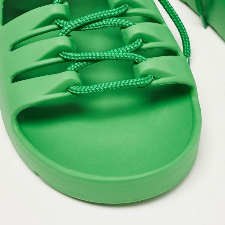 Pre Owned Bottega Veneta Green Rubber Lace Up Flat Sandals Size 39