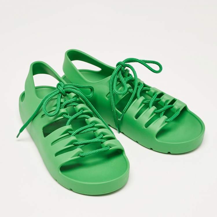 Pre Owned Bottega Veneta Green Rubber Lace Up Flat Sandals Size 39