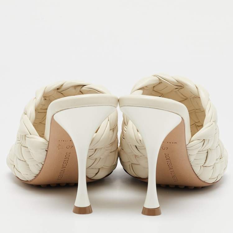 Pre Owned Bottega Veneta Off White Intrecciato Leather Dot Wave Slide Sandals Size 40