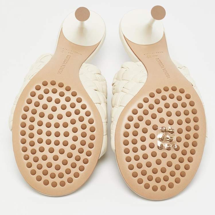 Pre Owned Bottega Veneta Off White Intrecciato Leather Dot Wave Slide Sandals Size 40