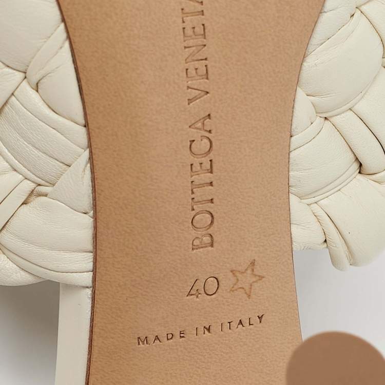 Pre Owned Bottega Veneta Off White Intrecciato Leather Dot Wave Slide Sandals Size 40