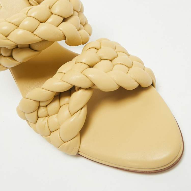 Pre Owned Bottega Veneta Beige Intrecciato Leather Twisted Padded BV Curve Slide Sandals Size 41