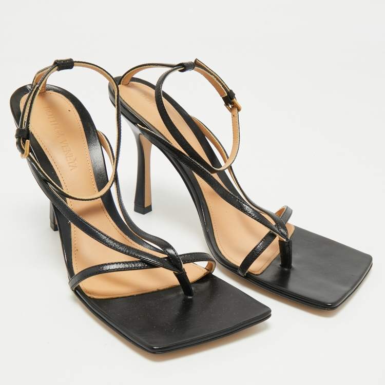 Pre Owned Bottega Veneta Black Leather Ankle Strap Sandals Size 38.5