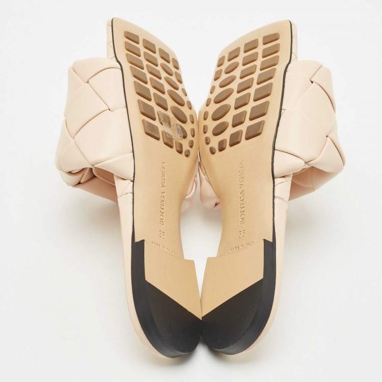 Pre Owned Bottega Veneta Beige Intrecciato Leather Lido Flat Slides Size 38