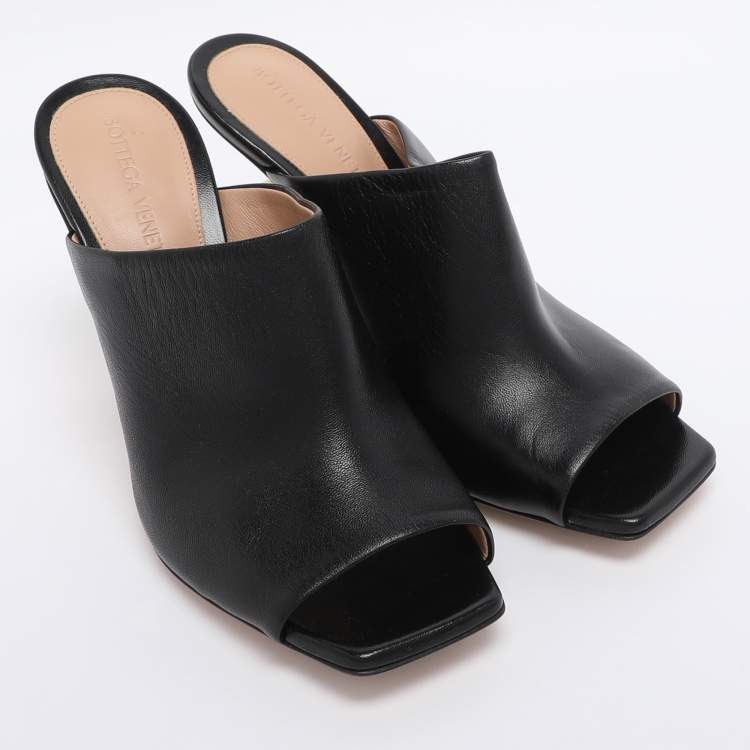 Pre Owned Bottega Veneta Black Leather Knot Heel Mules Size 37