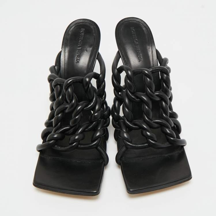 Pre Owned Bottega Veneta Black Leather Braided Accents Slide sandals