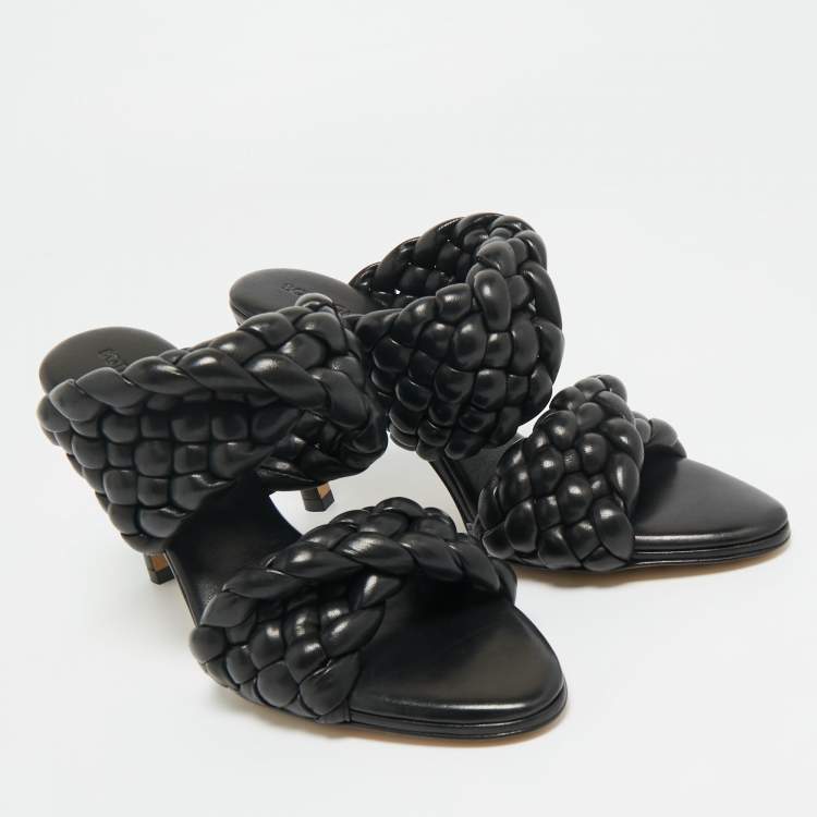 Pre Owned Bottega Veneta Black Intrecciato Leather Curve Slide Sandals Size 35
