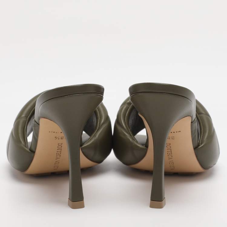 Pre Owned Bottega Veneta Olive Green Leather Lido Slide Sandals Size 38.5