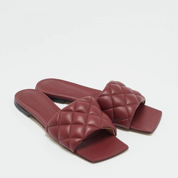 Pre Owned Bottega Veneta Burgundy Intrecciato Leather Lido Flat Slide Sandals Size 35.5