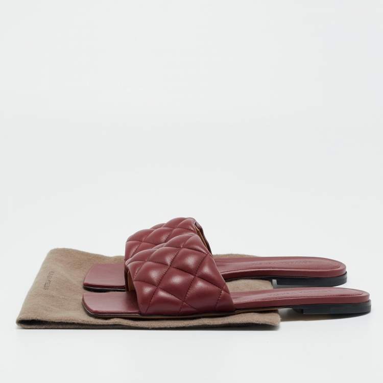 Pre Owned Bottega Veneta Burgundy Intrecciato Leather Lido Flat Slide Sandals Size 35.5