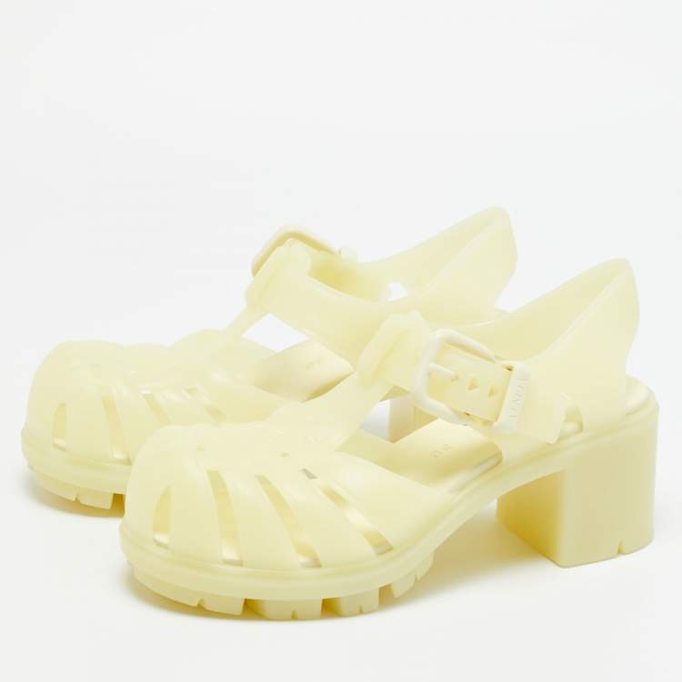 Pre Owned Bottega Veneta Gertie fisherman Size 38 Green Rubber Ankle Strap Sandals