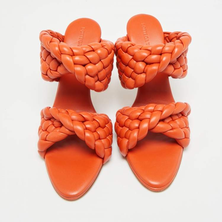 مملوكة مسبقًا Bottega Veneta Curve Size 37.5 Orange Intrecciato Leather Slide Sandals
