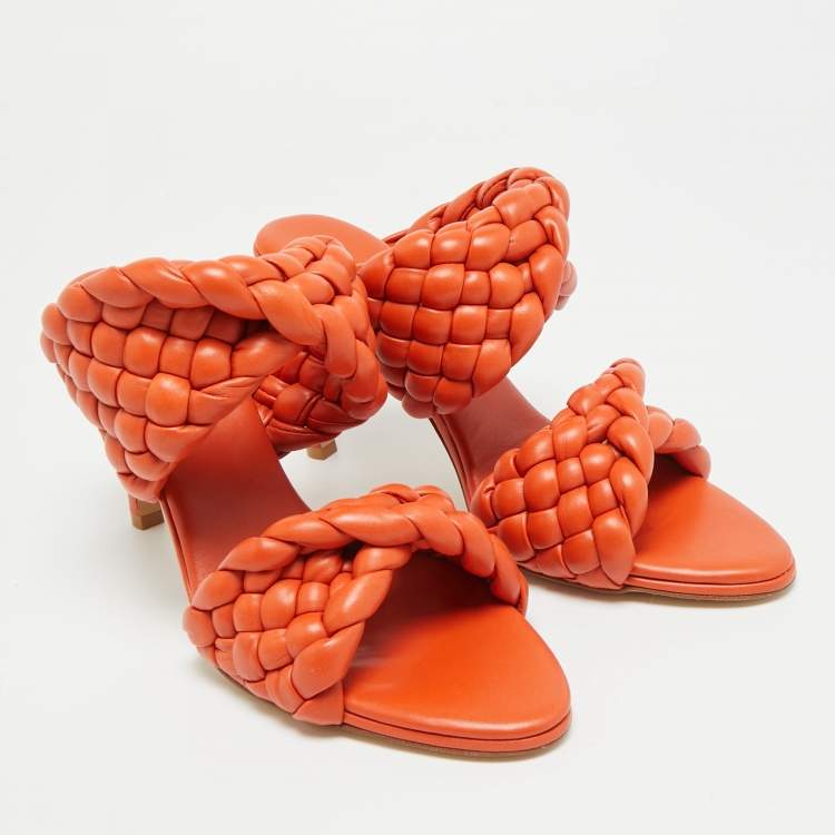 مملوكة مسبقًا Bottega Veneta Curve Size 37.5 Orange Intrecciato Leather Slide Sandals
