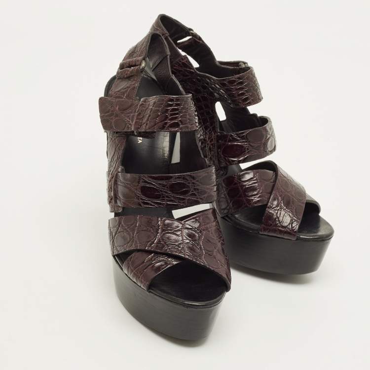 Pre Owned Bottega Veneta Size 38 Brown Croc Embossed Leather Ankle Strap Sandals