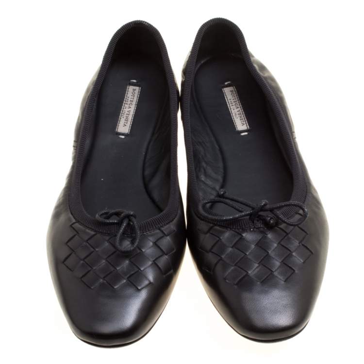 Pre Owned Bottega Veneta Black Intrecciato Detail Leather Bow Ballet Flats Size 36