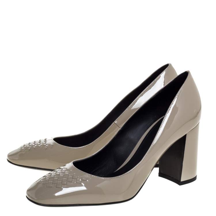 Pre Owned Bottega Veneta Grey Patent Leather Intrecciato Detail Block Heel Pumps Size 37.5