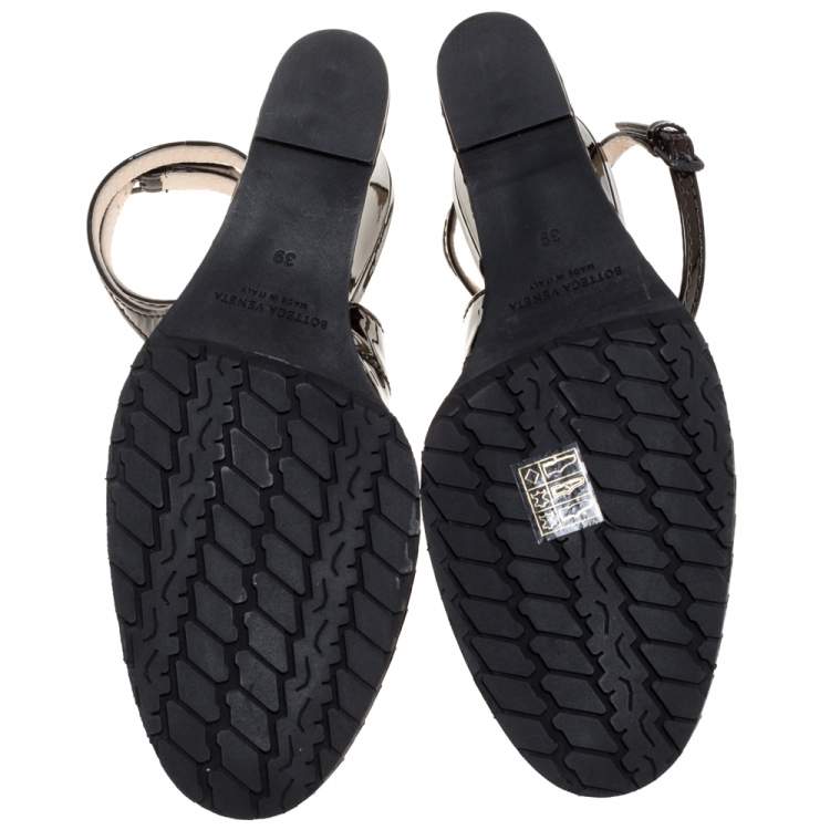 Pre Owned Bottega Veneta Dark Brown Intrecciato Patent Leather Wedge Slingback Sandals Size 39