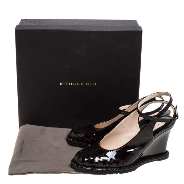 Pre Owned Bottega Veneta Dark Brown Intrecciato Patent Leather Wedge Slingback Sandals Size 39