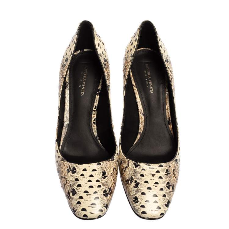 Pre Owned Bottega Veneta Tri Color Python Leather Square Toe Pumps Size 37.5